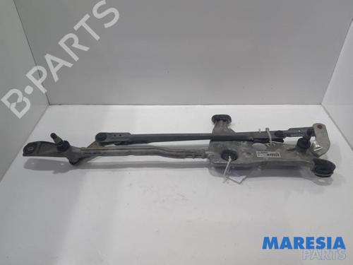 mechanizm-wycieraczek-przednich-peugeot-308-sw-ii-lc_-lj_-lr_-lx_-l4_-2014-2015-2016-2017-2018-2019-2020-2021-31411105 main image