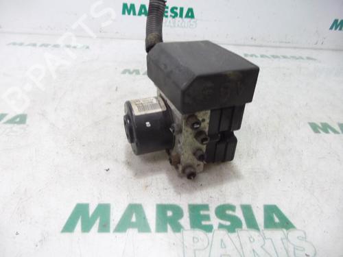 Used ABS pump CITROËN C3 Picasso (SH_) 1.6 HDi (90 hp) 31473593