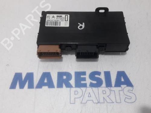 Used Electronic module CITROËN C6 (TD_) 2.2 HDi (170 hp) 31390494