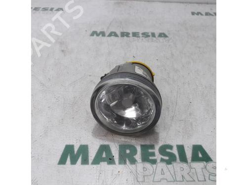 right-front-fog-light-citroen-c3-pluriel-hb_-2003-31443254 main image