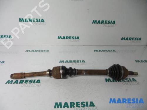 Used Right front driveshaft Right front driveshaft PEUGEOT 307 CC (3B) 2.0 16V (136 hp) 31392991 31392991