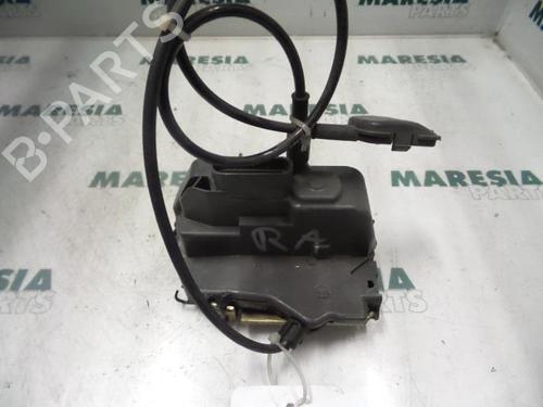 Used Electronic module Electronic module RENAULT MEGANE II Estate (KM0/1_) 1.4 (98 hp) 31477320 31477320