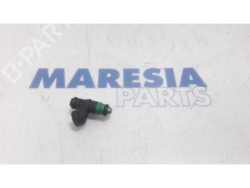 Used Injector RENAULT GRAND SCÉNIC II (JM0/1_) 2.0 (135 hp) 31456099