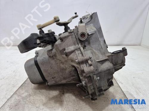 Used Gearbox PEUGEOT 208 I (CA_, CC_) 1.2 VTI 82 (82 hp) 31398563