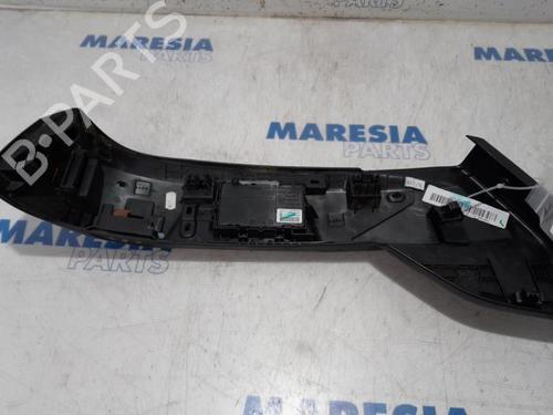 Switch CITROËN C4 Picasso II 1.6 HDi / BlueHDi 115 | BP31504465I30 