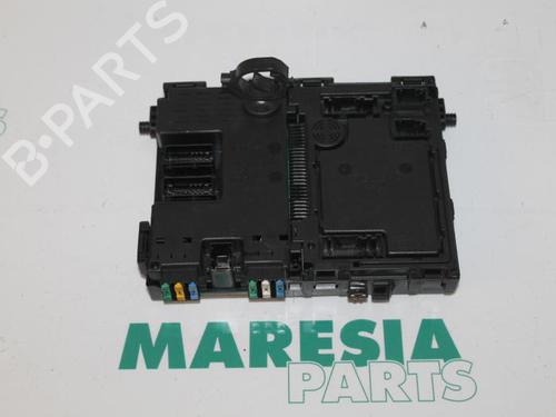 Used Fuse box PEUGEOT 206 Hatchback (2A/C) 1.9 D (69 hp) 31502869