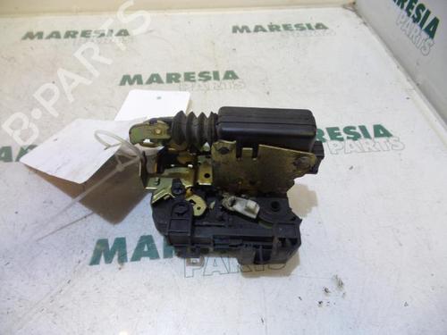 Used Electronic module RENAULT MEGANE Scenic (JA0/1_) 2.0 i (JA02, JA0G) (109 hp) 31525068
