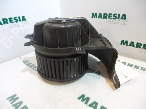 Used Heater blower motor RENAULT GRAND SCÉNIC II (JM0/1_) 2.0 (163 hp) 31456155