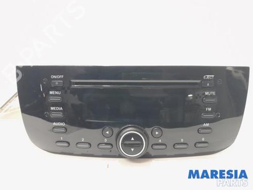 Bilradio FIAT PUNTO EVO (199_) 1.3 D Multijet (69 hp) 31535702