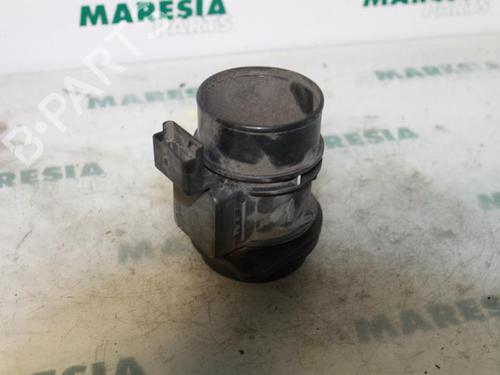 Used Mass air flow sensor RENAULT MEGANE II Coupé-Cabriolet (EM0/1_) 1.9 dCi (115 hp) 31512496