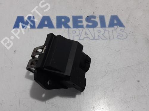 Used Electronic sensor PEUGEOT 208 I (CA_, CC_) 1.6 HDi (92 hp) 31472611