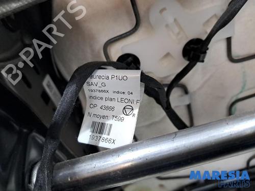 Left front seat OPEL GRANDLAND / GRANDLAND X (A18, P1UO) 1.2 (75) | BP31520083C15 