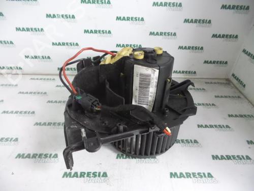 Used Heater blower motor PEUGEOT EXPERT Van (VF3A_, VF3U_, VF3X_) 1.6 HDi 90 16V (90 hp) 31467987
