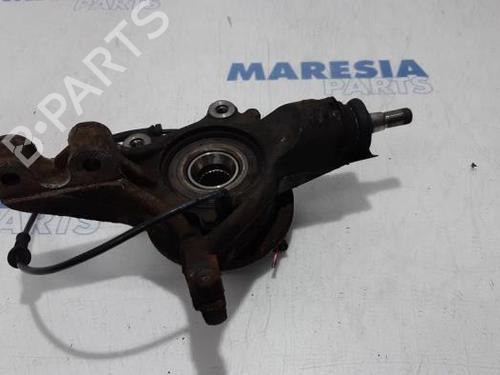 Used Left front steering knuckle PEUGEOT 3008 I MPV (0U_) 1.6 THP (150 hp) 31400861