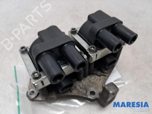 Used Ignition coil FIAT PANDA (169_) 1.2 (169.AXB11, 169.AXB1A) (60 hp) 31417405