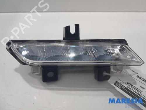 Højre positionslygte RENAULT CLIO IV (BH_) 0.9 TCe 90 (BHNF, BHMA, BHMH, BHJK, BHJR) (90 hp) 31530931