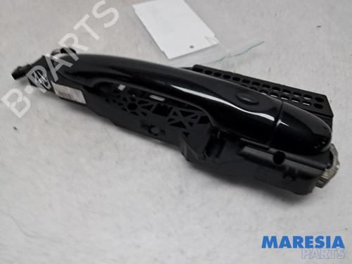 Used Front right exterior door handle Front right exterior door handle RENAULT CLIO IV Grandtour (KH_) 1.2 TCe 120 (KHM0) (120 hp) 31506816 31506816