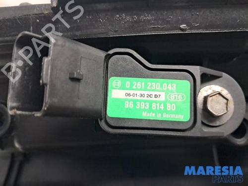 Injection rail PEUGEOT 307 Break (3E) 1.6 16V | BP32011766M98 - Image 6