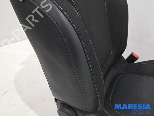 Sæde højre fortil RENAULT MEGANE IV Hatchback (B9A/M/N_) 1.2 TCe 130 (B9MR) | BP31717952C16 