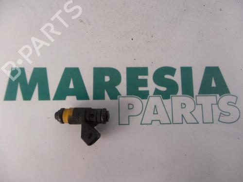 Used Injector RENAULT SCÉNIC I MPV (JA0/1_, FA0_) 1.6 (JA00) (110 hp) 31384114