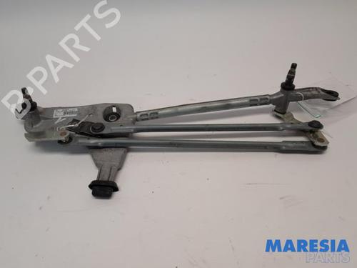 Used Front wipers mechanism PEUGEOT 308 SW II (LC_, LJ_, LR_, LX_, L4_) 1.2 THP 110 (110 hp) 31455961