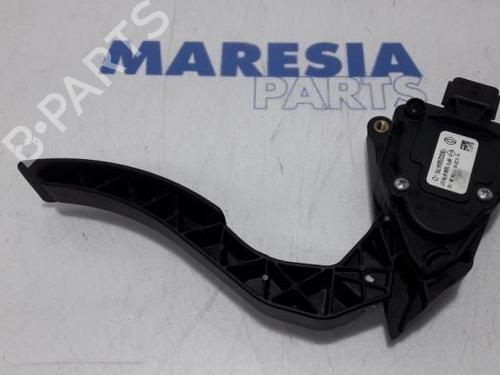 electronic-module-renault-clio-iv-grandtour-kh_-2012-2013-2014-2015-2016-2017-2018-2019-2020-2021-31403876 main image