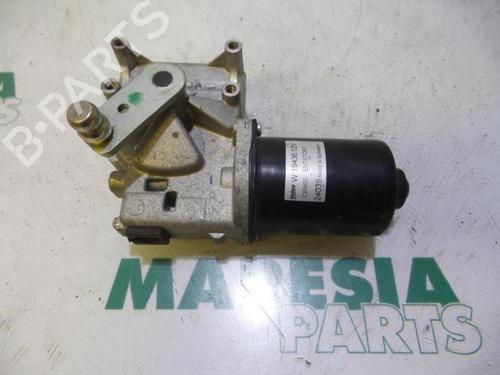 Used Front wiper motor CITROËN C4 II (NC_) 1.6 VTi 120 (NC5FS0, NC5FS9) (120 hp) 31522601