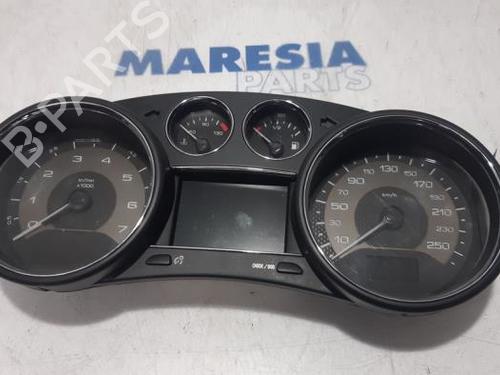 Used Instrument cluster PEUGEOT RCZ 1.6 16V (156 hp) 31499716