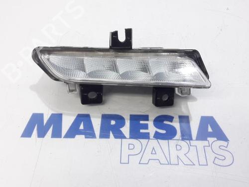 Used Right daytime light RENAULT CLIO IV Grandtour (KH_) 1.5 dCi 90 (KHN3, KHN4) (90 hp) 31503278