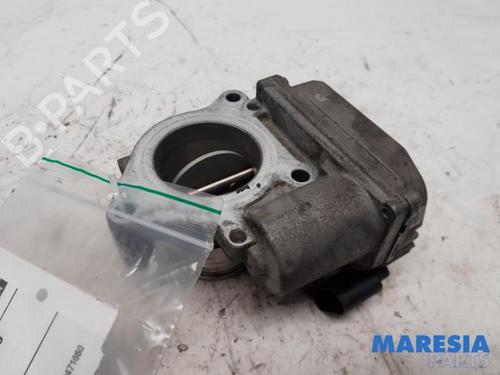 Used Throttle body RENAULT SCÉNIC II (JM0/1_) 1.9 dCi (JM14) (131 hp) 31445892