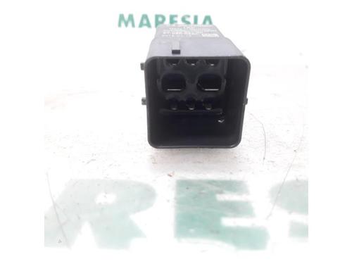 Electronic sensor PEUGEOT 5008 (0U_, 0E_) 1.6 BlueHDi 120 | BP31477913M84