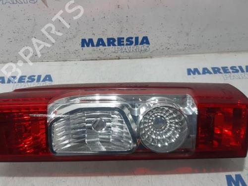 Used Right taillight FIAT DUCATO Bus (250_) 115 Multijet 2,0 D (116 hp) 31512043
