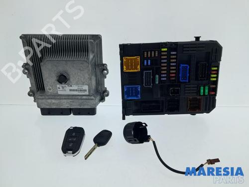 Used Engine control unit (ECU) Engine control unit (ECU) 38758797 38758797
