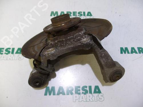 Used Right rear steering knuckle ALFA ROMEO 159 Sportwagon (939_) 2.2 JTS (939BXB1B, 939BXB11) (185 hp) 31483919