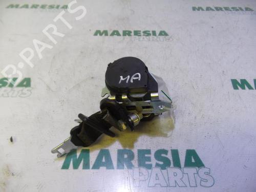Used Rear center seatbelt FIAT PANDA (169_) 1.1 (169.AXA1A) (54 hp) 31501584