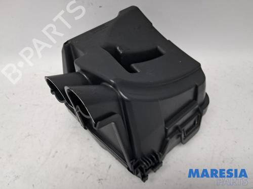 Used Fuse box RENAULT CAPTUR I (J5_, H5_) 0.9 TCe 90 (90 hp) 31424161