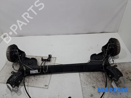 Used Rear axle RENAULT ZOE (BFM_) ZOE (BFMD) (109 hp) 31513335