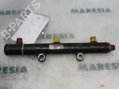 Used Injection rail CITROËN C6 (TD_) 2.7 HDi (204 hp) 31428509