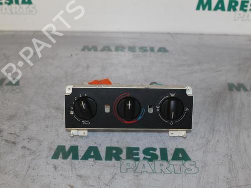 Used Climate control PEUGEOT 306 Hatchback (7A, 7C, N3, N5) 1.6 (89 hp) 31481447