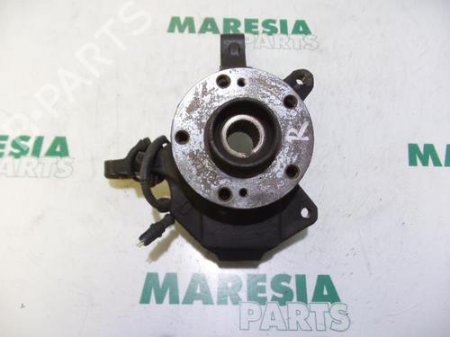 Used Right front steering knuckle RENAULT VEL SATIS (BJ0_) 3.5 V6 (BJ0R, BJ0V, BJ0U) (241 hp) 31418984
