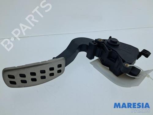 Used Pedal Pedal RENAULT MEGANE IV Hatchback (B9A/M/N_) 1.6 TCe 205 (B9MV) (205 hp) 36420598 36420598