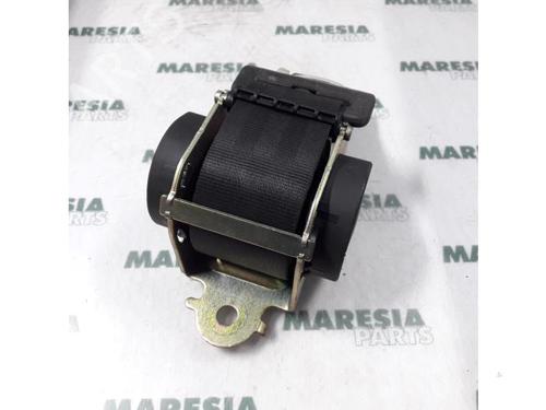 Used Rear right seatbelt PEUGEOT 407 SW (6E_, 6D_) 1.8 (116 hp) 31472104