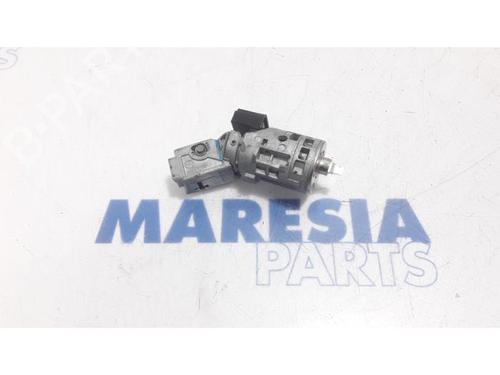 Ratlås/Tændingslås PEUGEOT 508 I (8D_) 1.6 THP (156 hp) 31399971