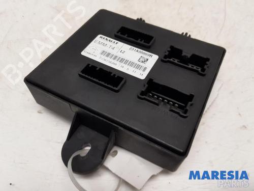 Used Electronic module RENAULT CLIO IV (BH_) 1.2 TCe 120 (BHM0) (120 hp) 31431846