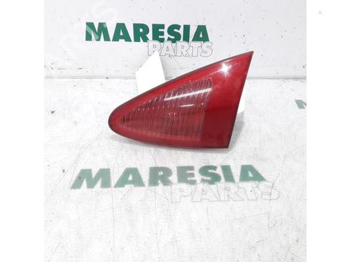 Used Right taillight ALFA ROMEO 147 (937_) 1.6 16V T.SPARK (937.AXA1A, 937.AXB1A, 937.BXB1A) (120 hp) 31532672