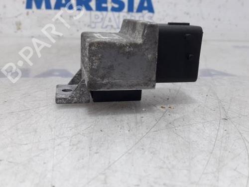 Used Electronic sensor RENAULT KANGOO Express (FW0/1_) 1.5 dCi 90 (FW0G, FW05, FW08, FW11) (90 hp) 31496866