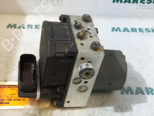 Pompe ABS ALFA ROMEO 147 (937_) 1.6 16V T.SPARK (937.AXA1A, 937.AXB1A, 937.BXB1A) (120 hp) 31535064