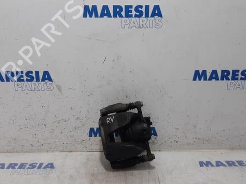 right-front-brake-caliper-renault-megane-iv-grandtour-k9amn_-2016-31526138 main image