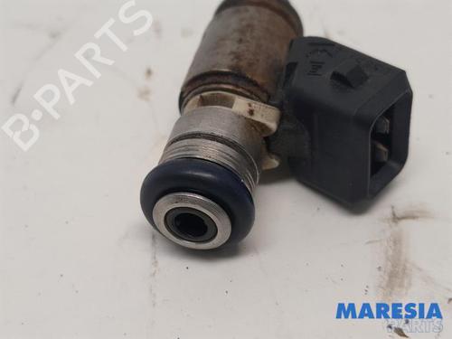 Injector FIAT PANDA (169_) 1.2 (169.AXB11, 169.AXB1A) | BP31462125M100
