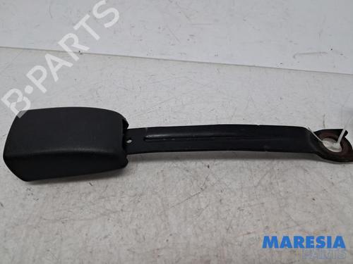 Used Seat buckle PEUGEOT 107 (PM_, PN_) 1.0 (68 hp) 31531389